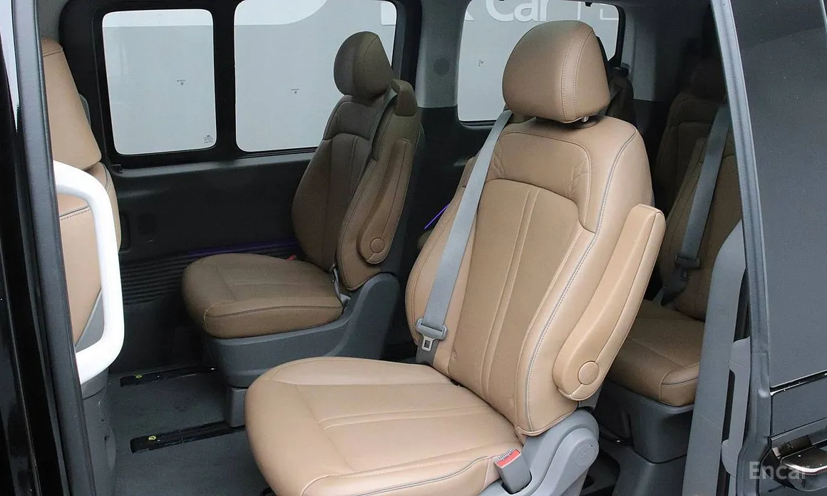 Фото 18 - Hyundai Staria