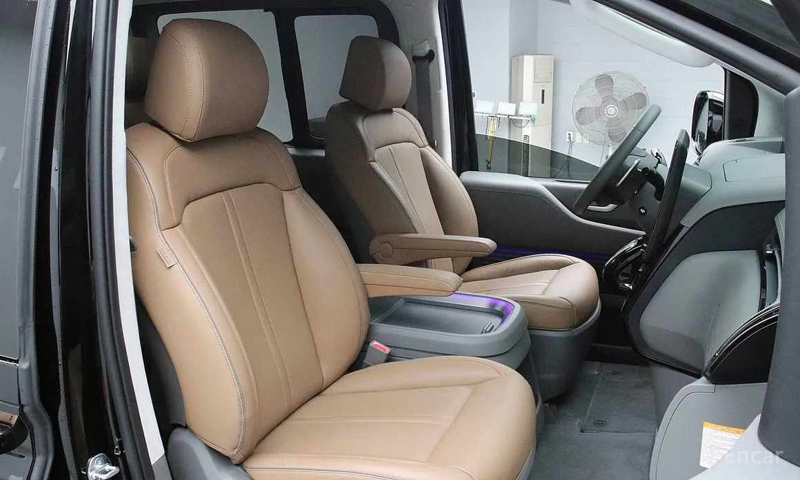 Фото 19 - Hyundai Staria