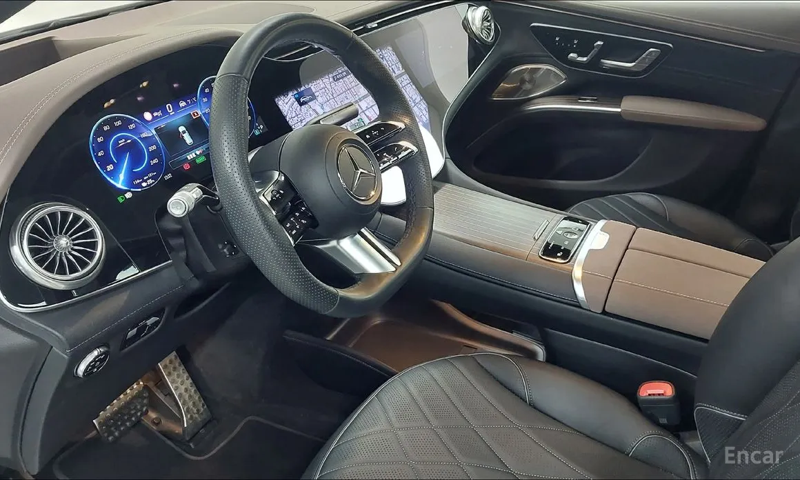Фото 14 - Mercedes-Benz EQS