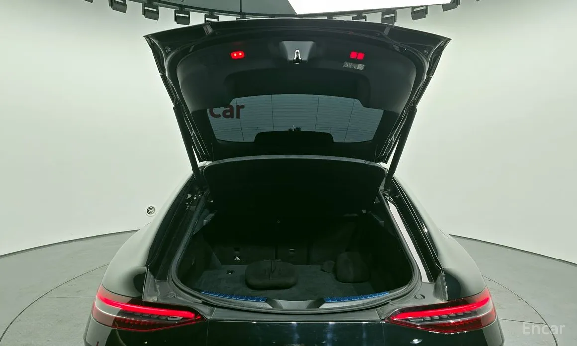 Фото 20 - Mercedes-Benz AMG GT