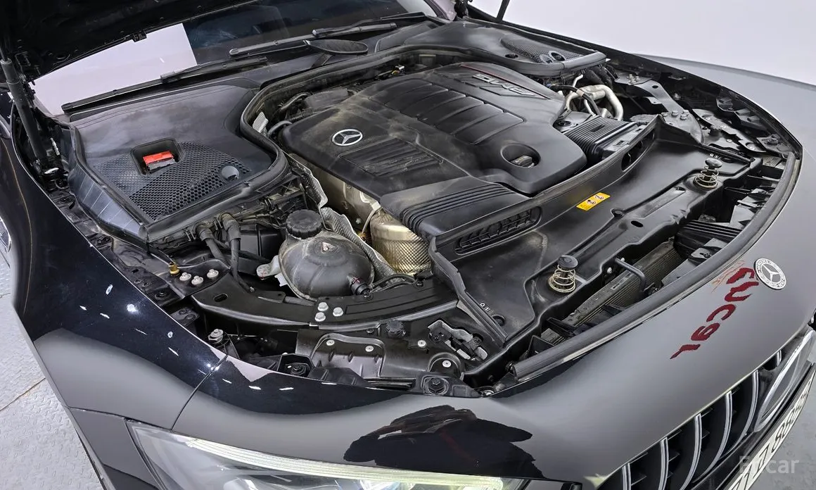 Фото 6 - Mercedes-Benz AMG GT