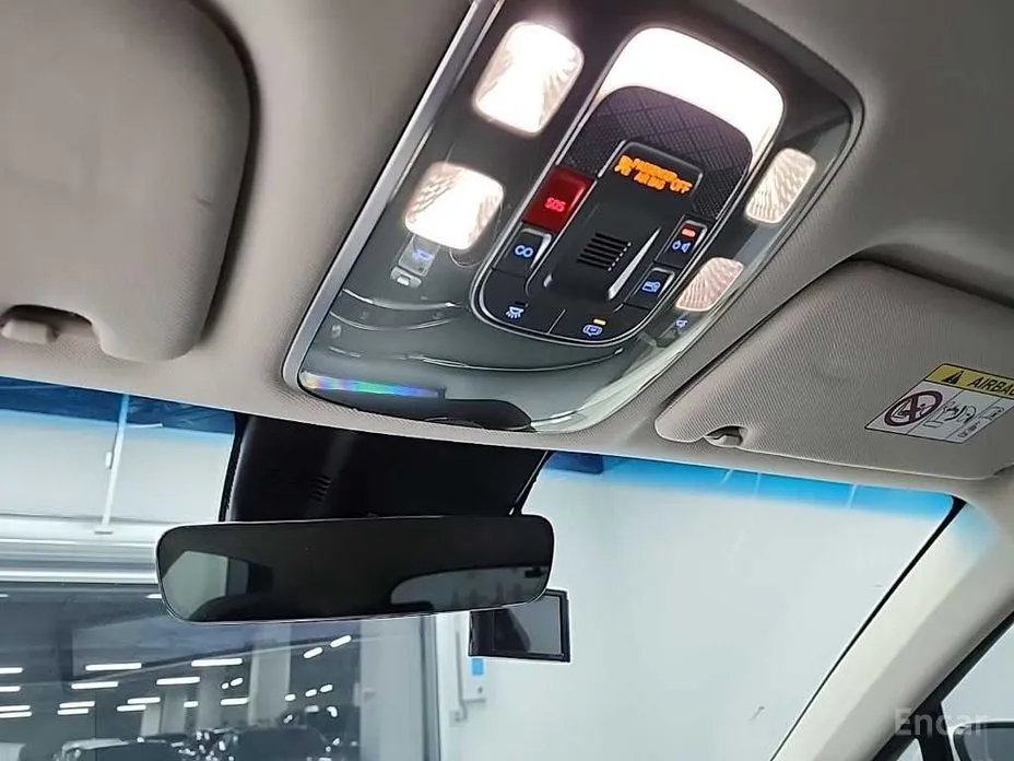 Фото 16 - Genesis GV70