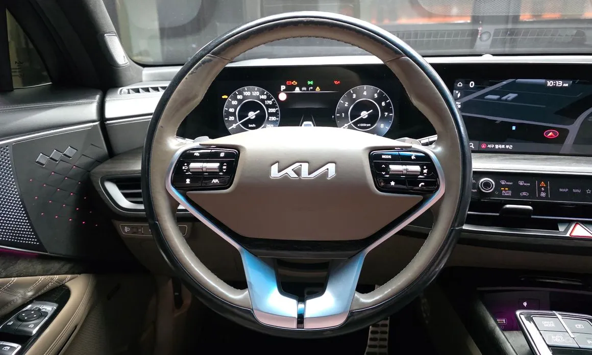 Фото 13 - Kia K8