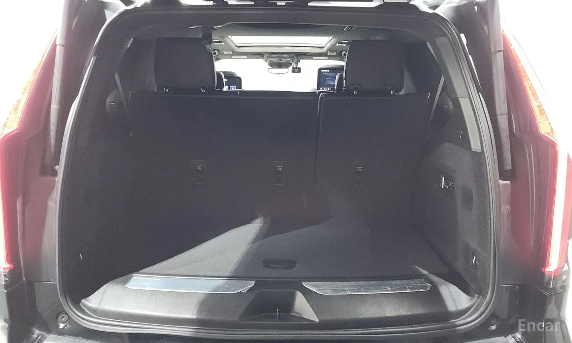 Фото 20 - Cadillac Escalade