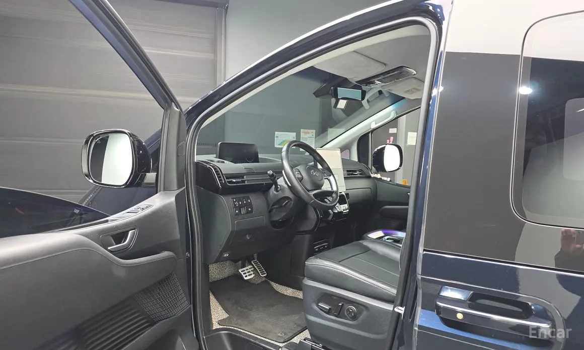 Фото 10 - Hyundai Staria