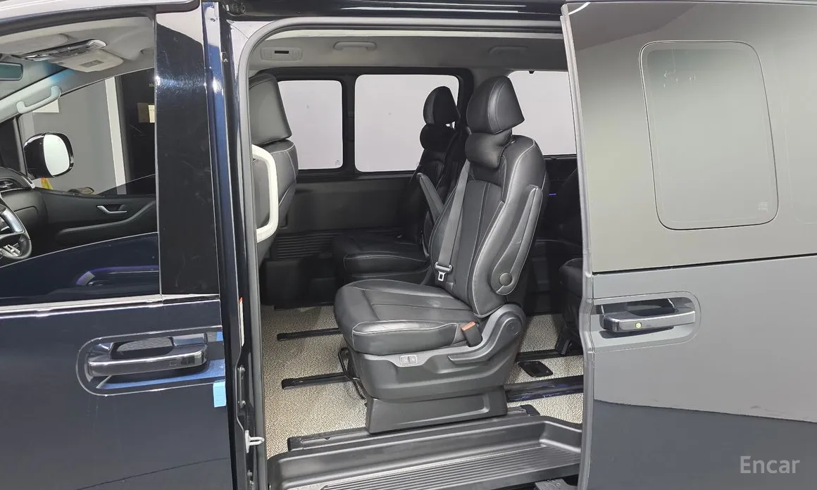 Фото 11 - Hyundai Staria