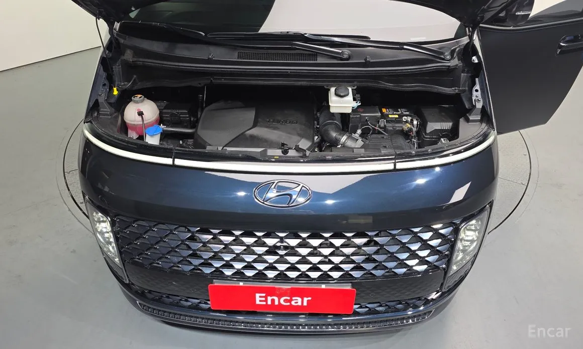 Фото 6 - Hyundai Staria