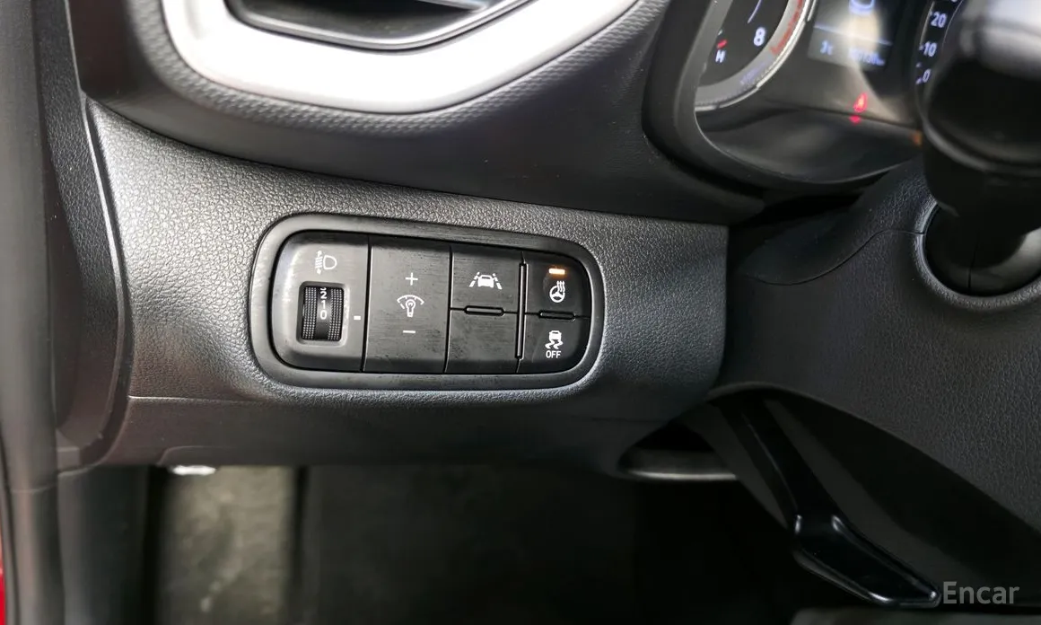 Фото 17 - Hyundai Venue