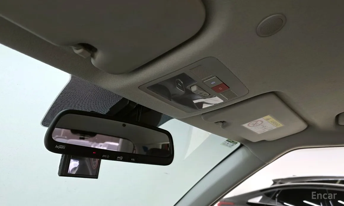 Фото 19 - Hyundai Venue