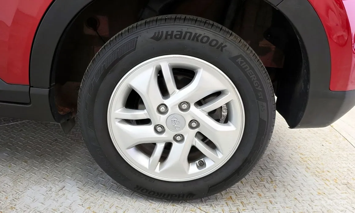 Фото 5 - Hyundai Venue