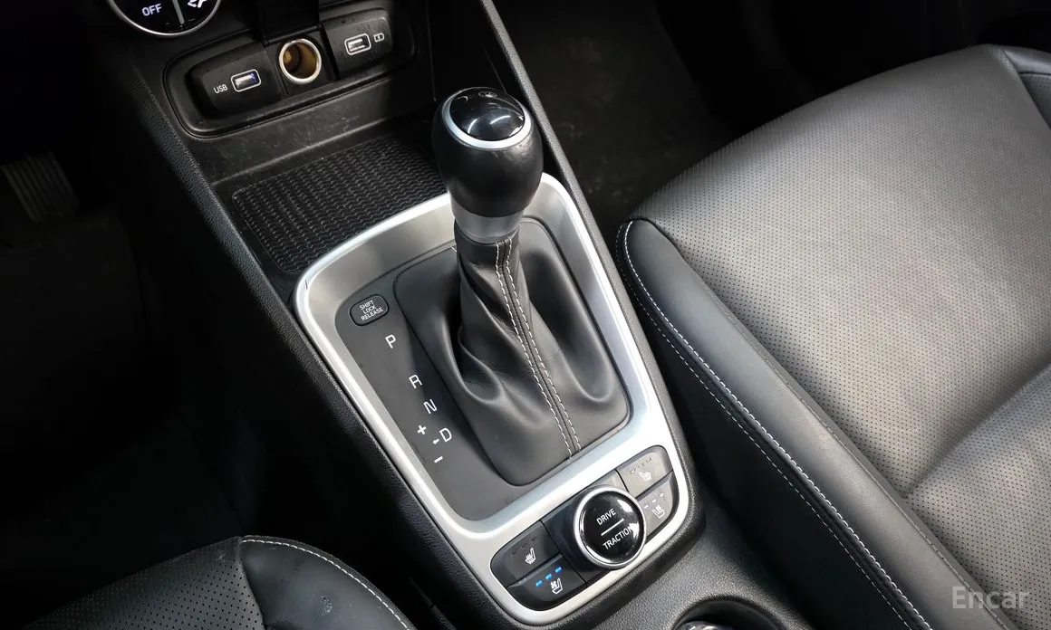 Фото 9 - Hyundai Venue