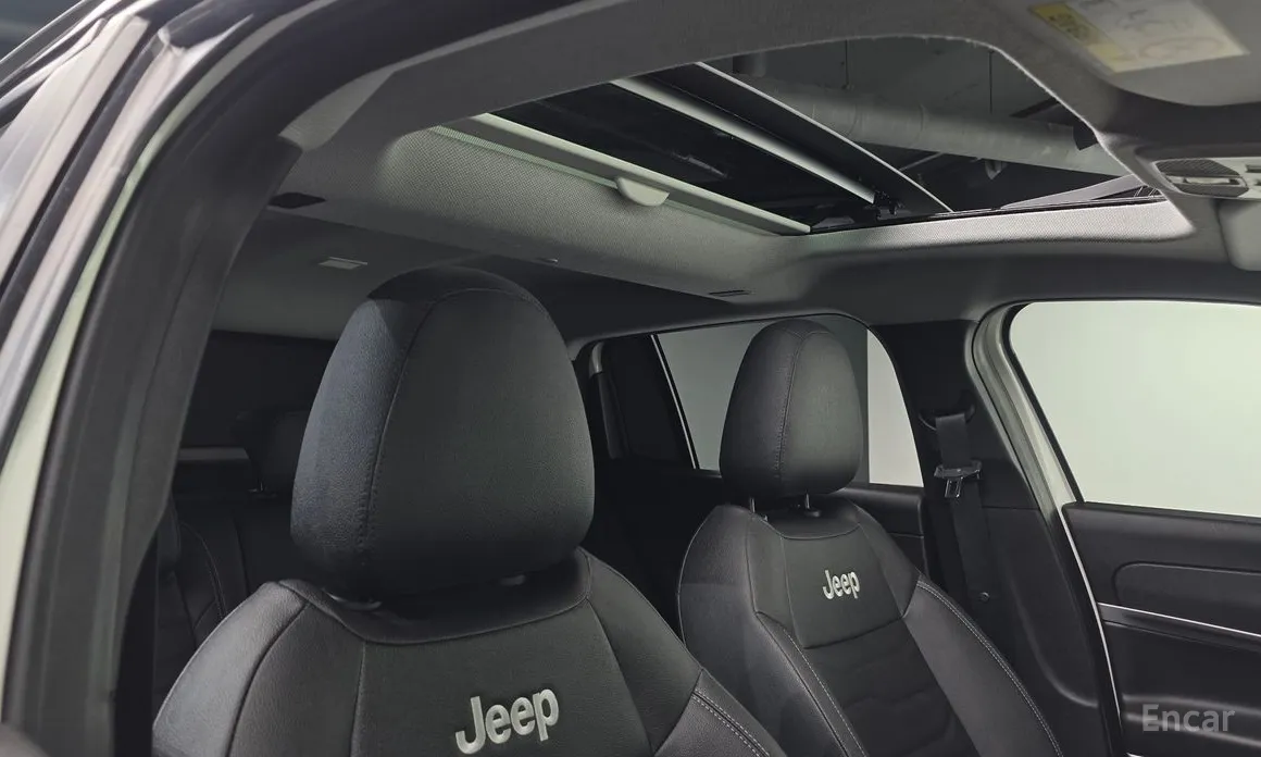 Фото 18 - Jeep Avenger