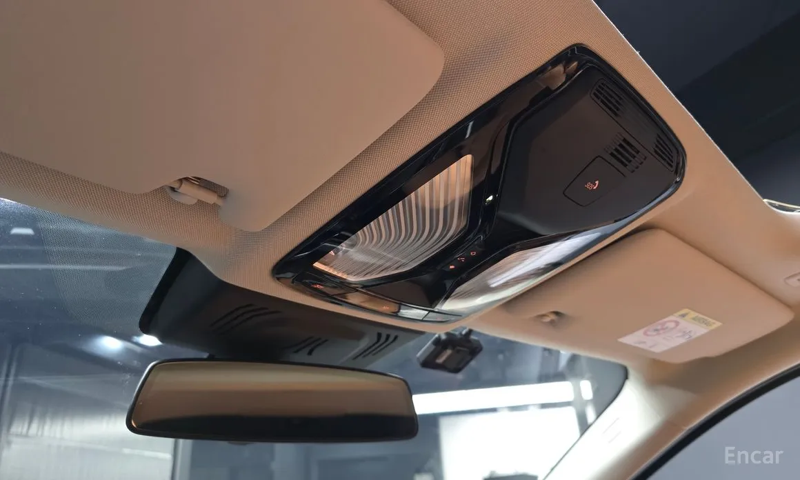 Photo 19 - BMW 3 Series