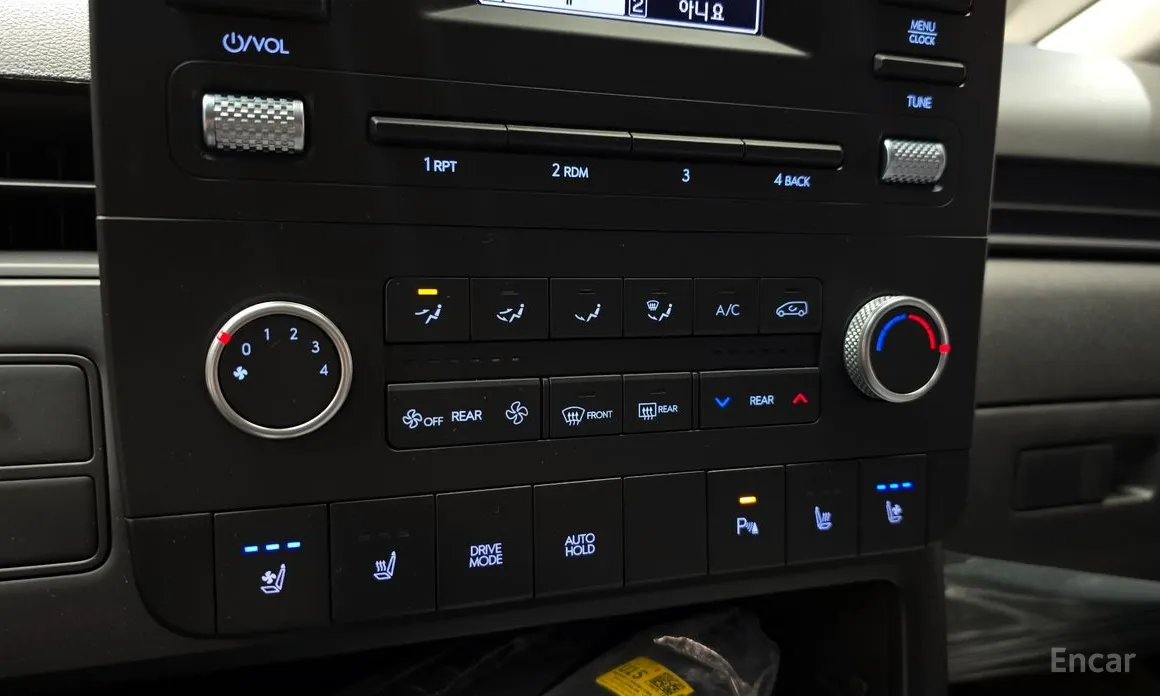 Фото 17 - Hyundai Staria