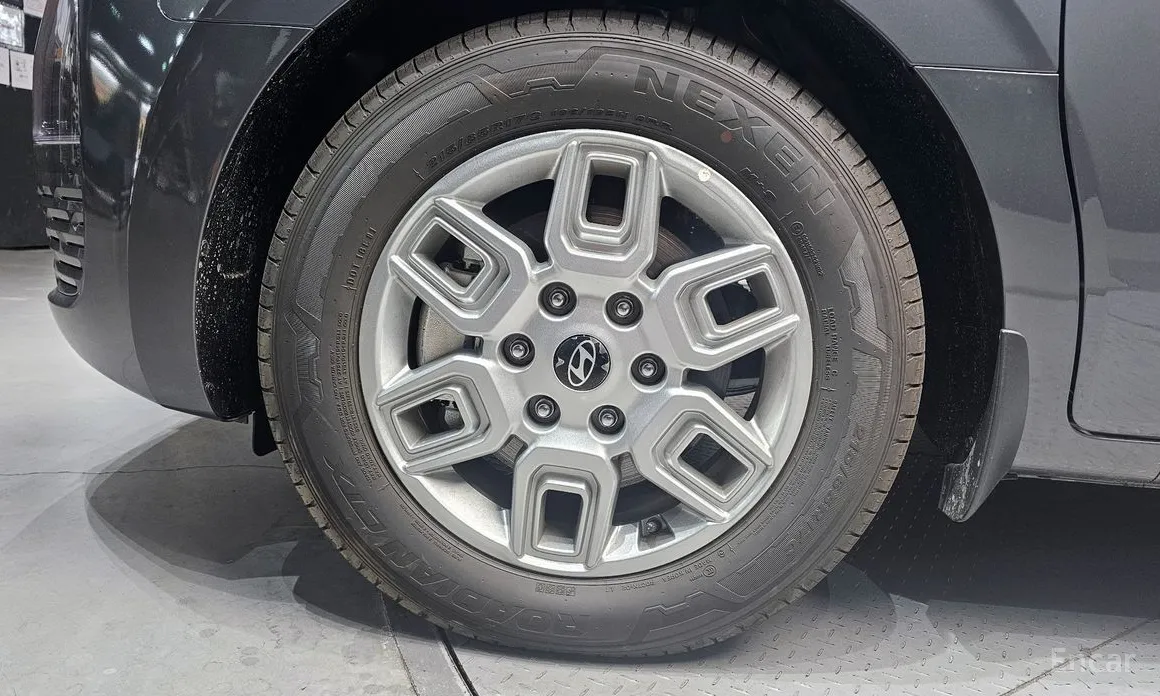 Фото 5 - Hyundai Staria