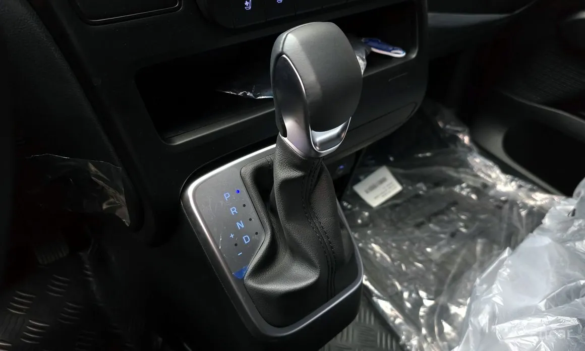 Фото 9 - Hyundai Staria