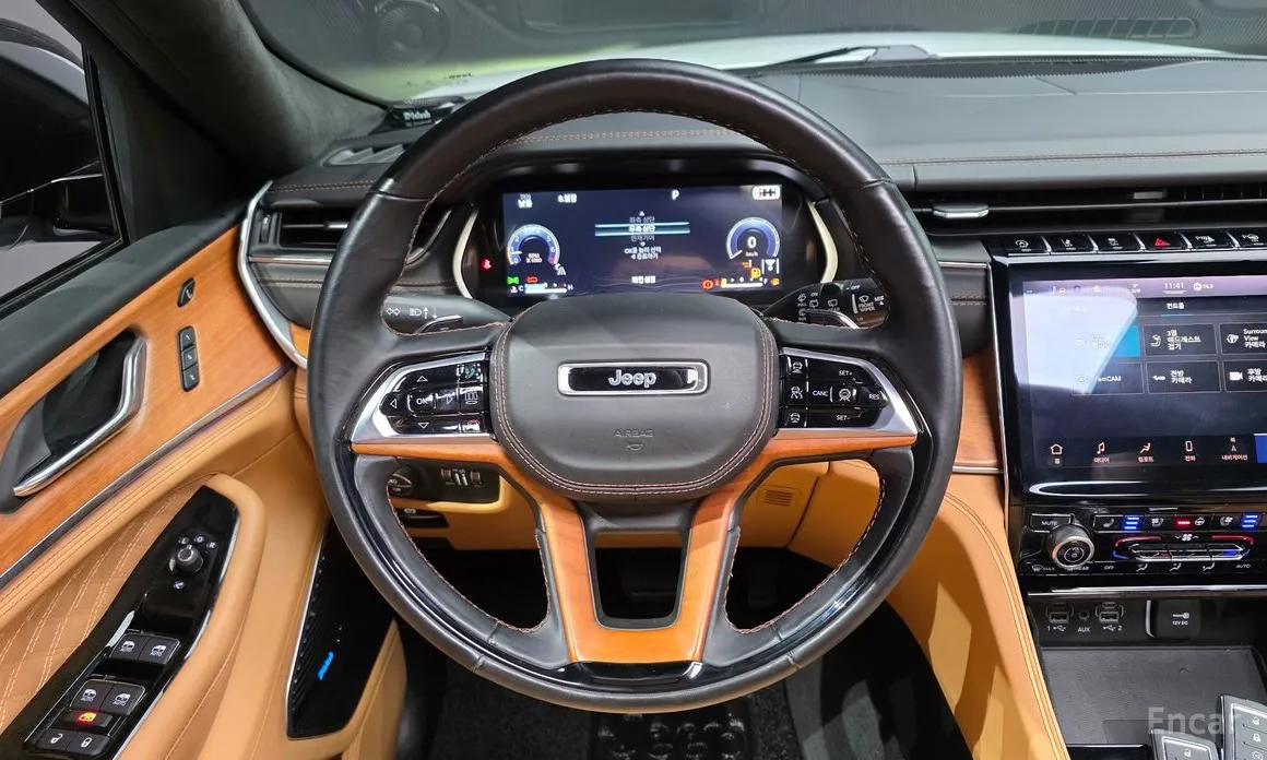 Фото 13 - Jeep Cherokee