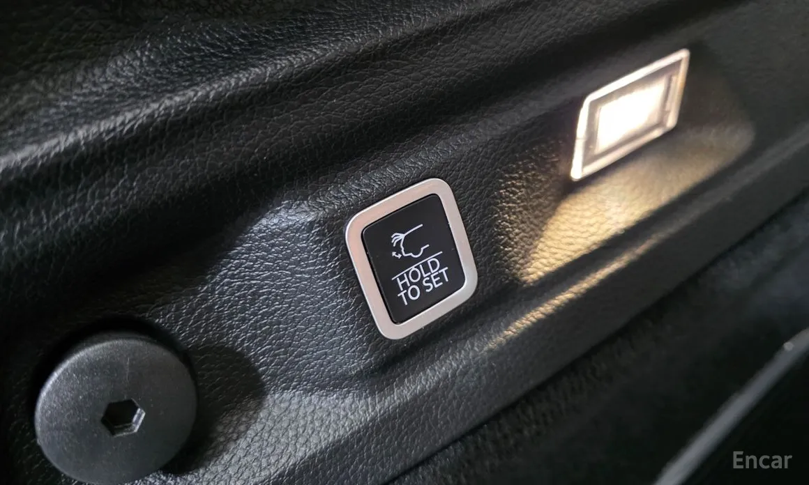 Фото 17 - Jeep Cherokee