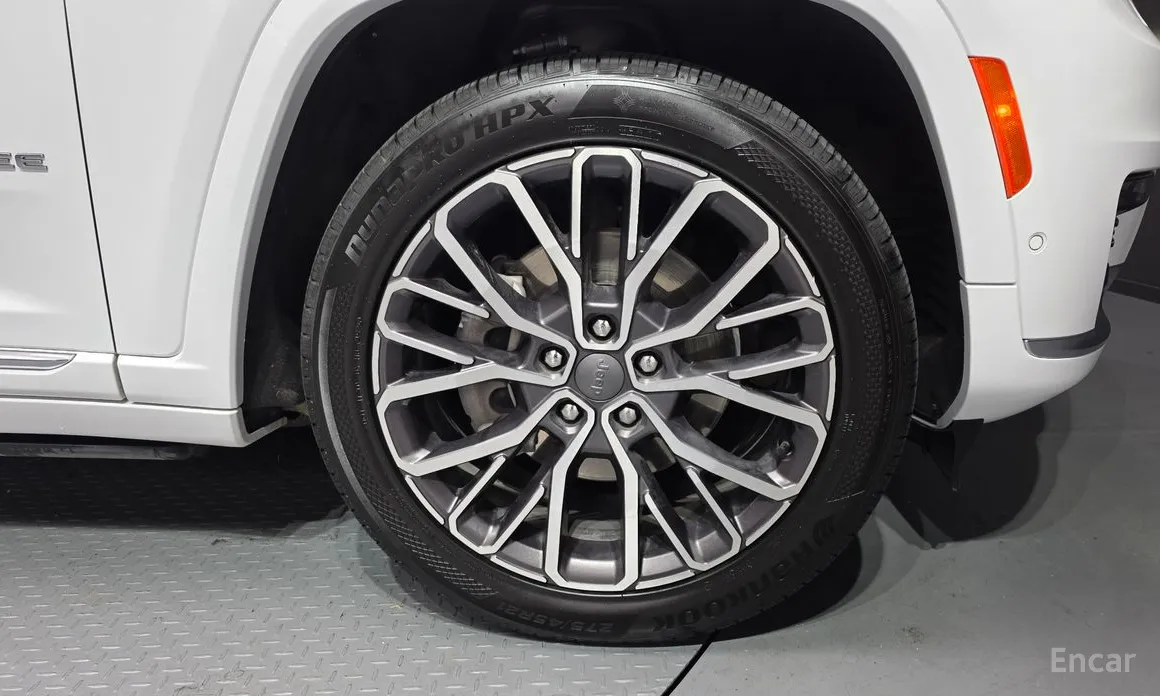 Фото 5 - Jeep Cherokee