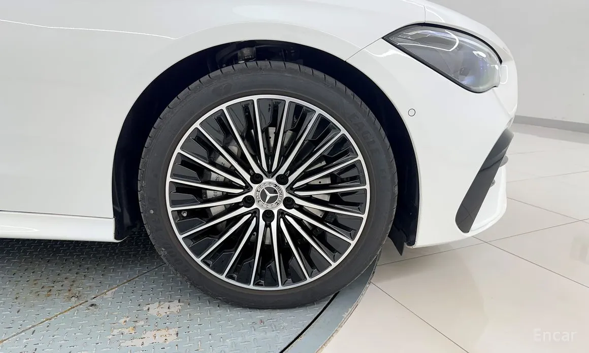 Фото 9 - Mercedes-Benz CLE-Class