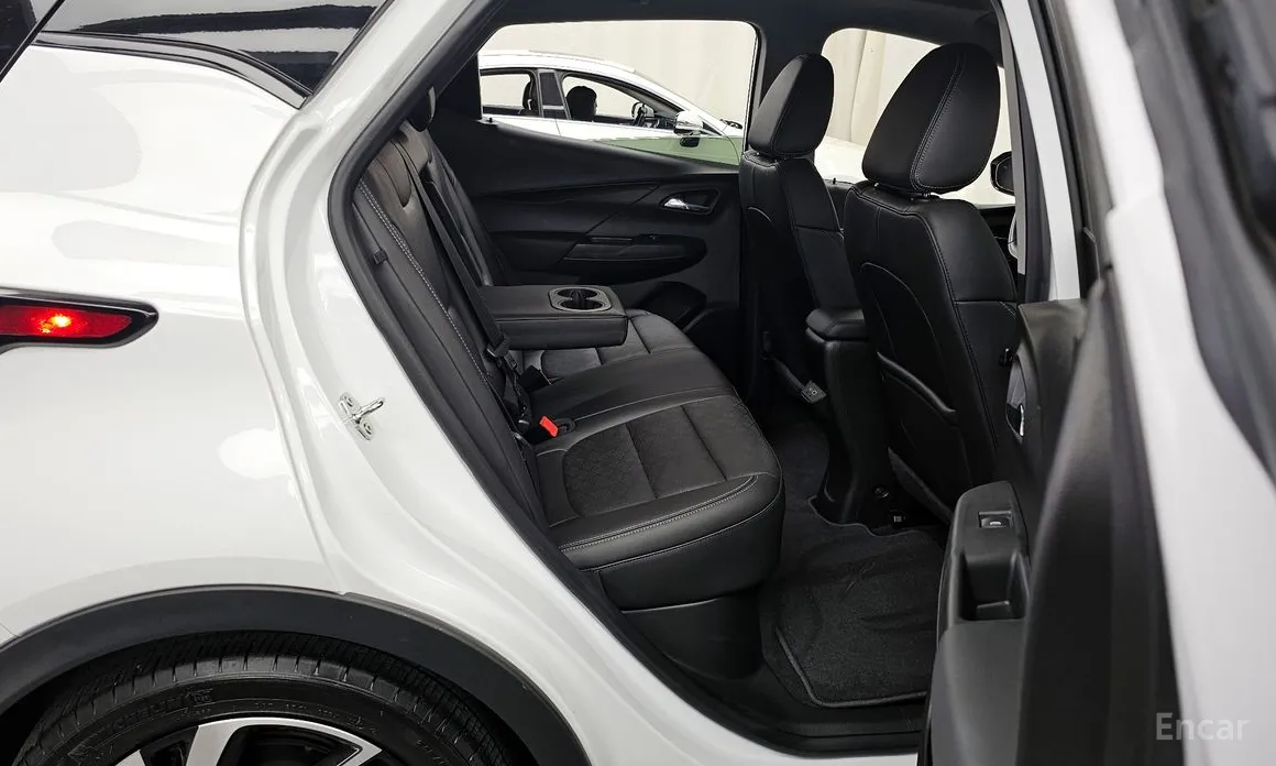 Фото 12 - Chevrolet Bolt EV