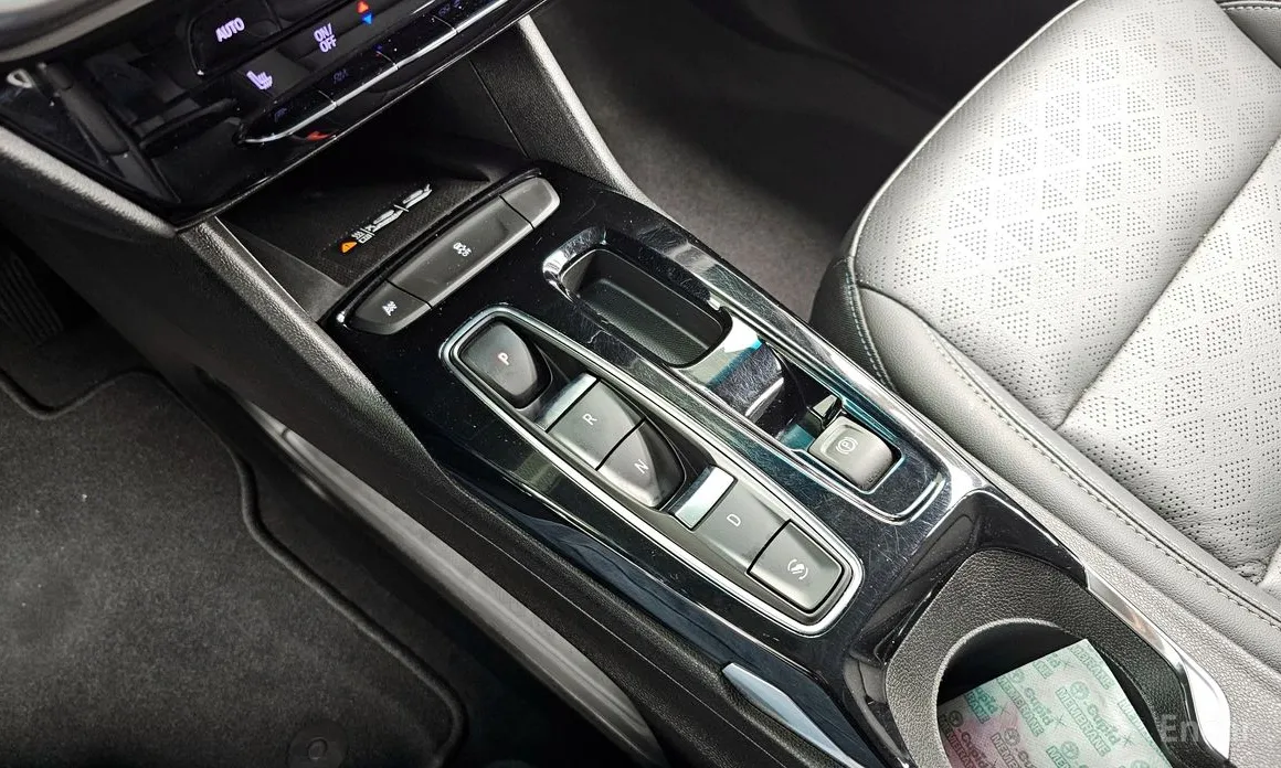 Фото 13 - Chevrolet Bolt EV