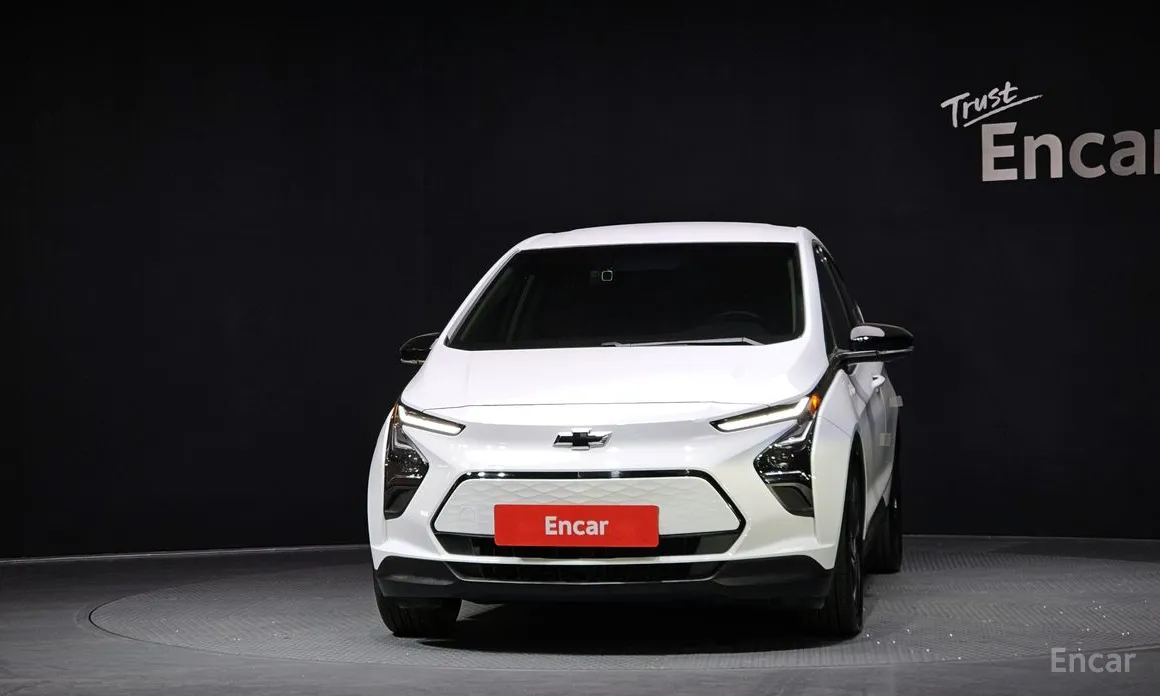 Фото 3 - Chevrolet Bolt EV