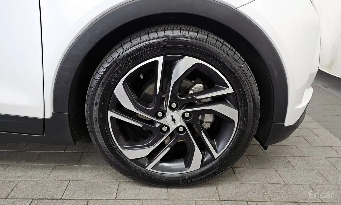 Фото 5 - Chevrolet Bolt EV