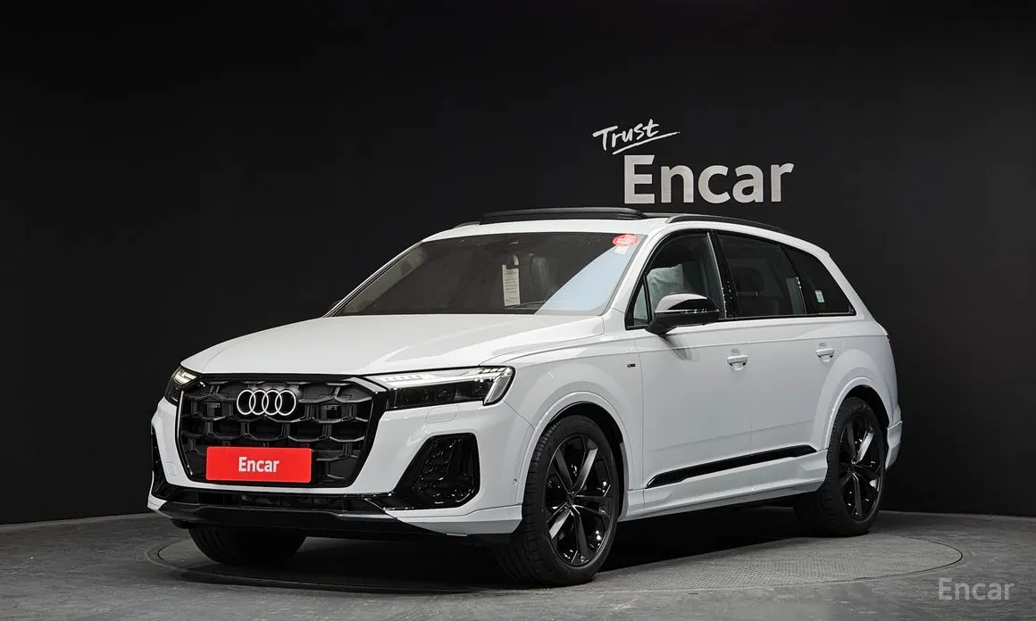 Фото 1 - Audi Q7