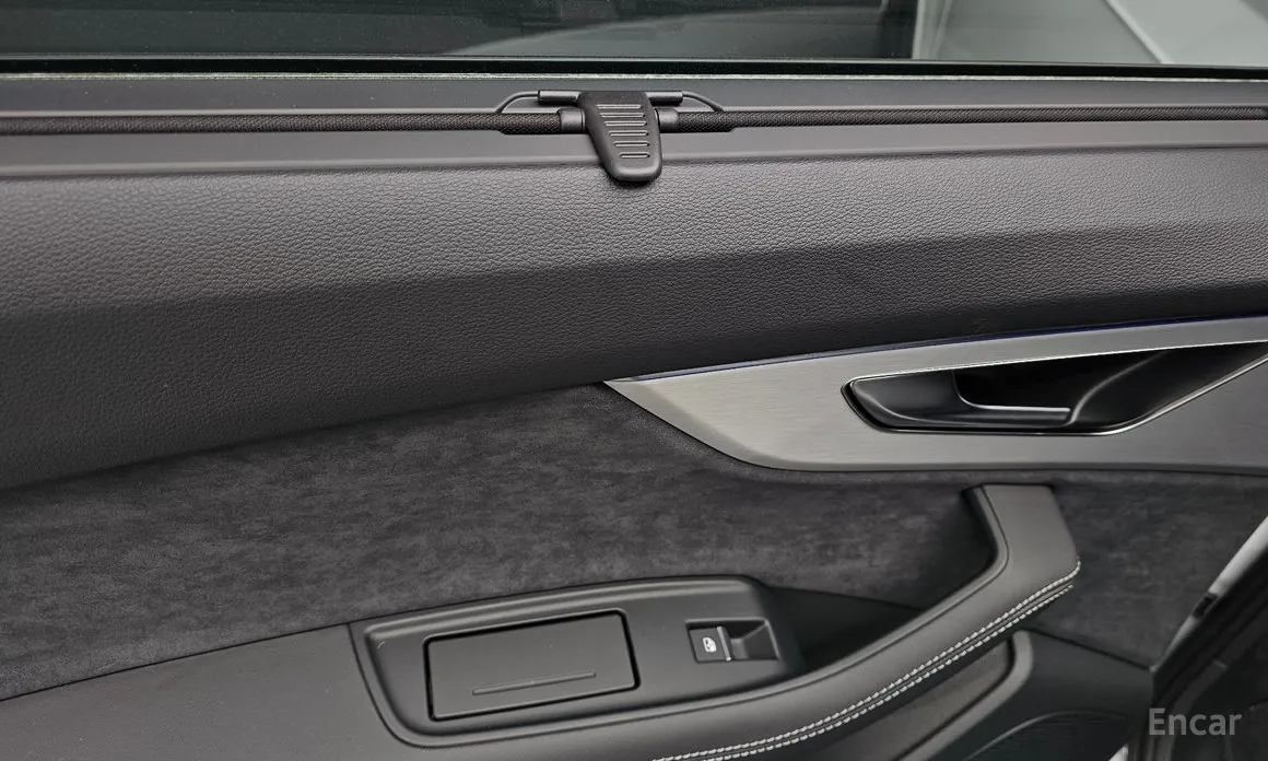 Фото 19 - Audi Q7