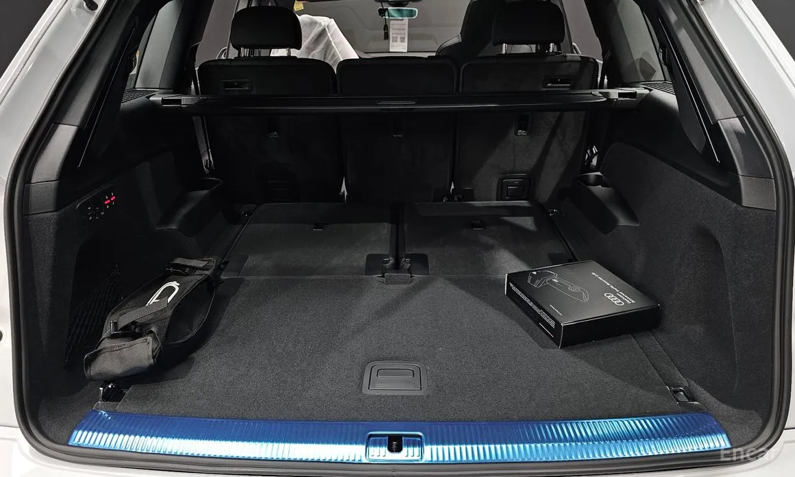 Фото 20 - Audi Q7