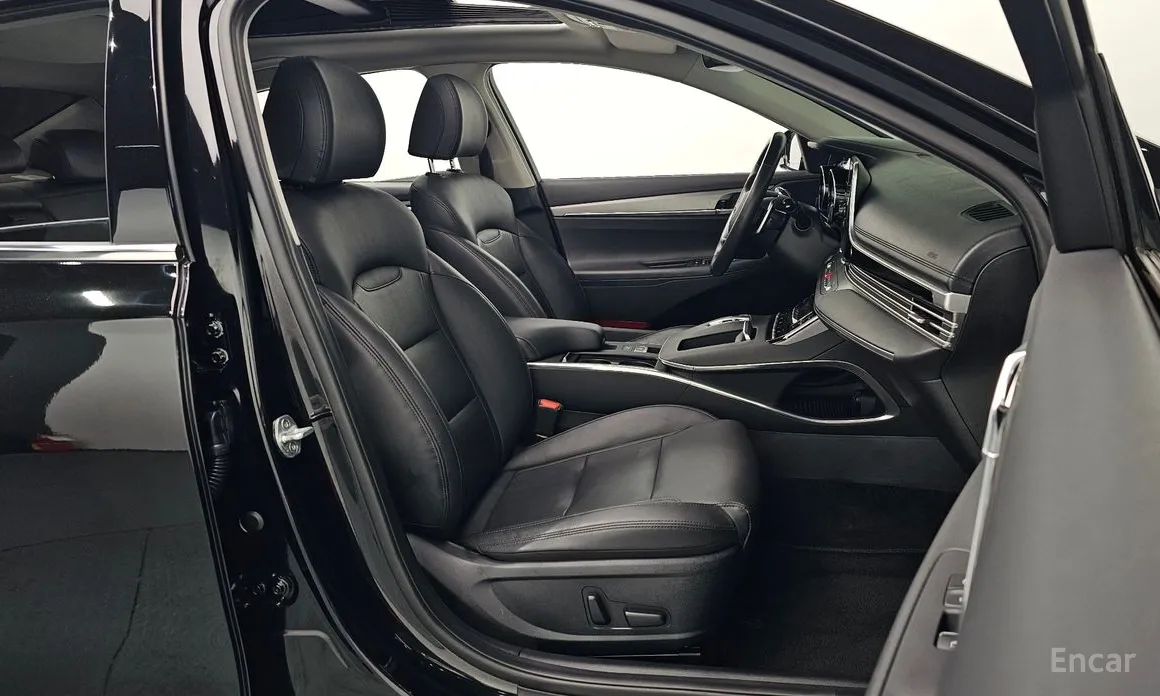 Фото 10 - Hyundai Grandeur