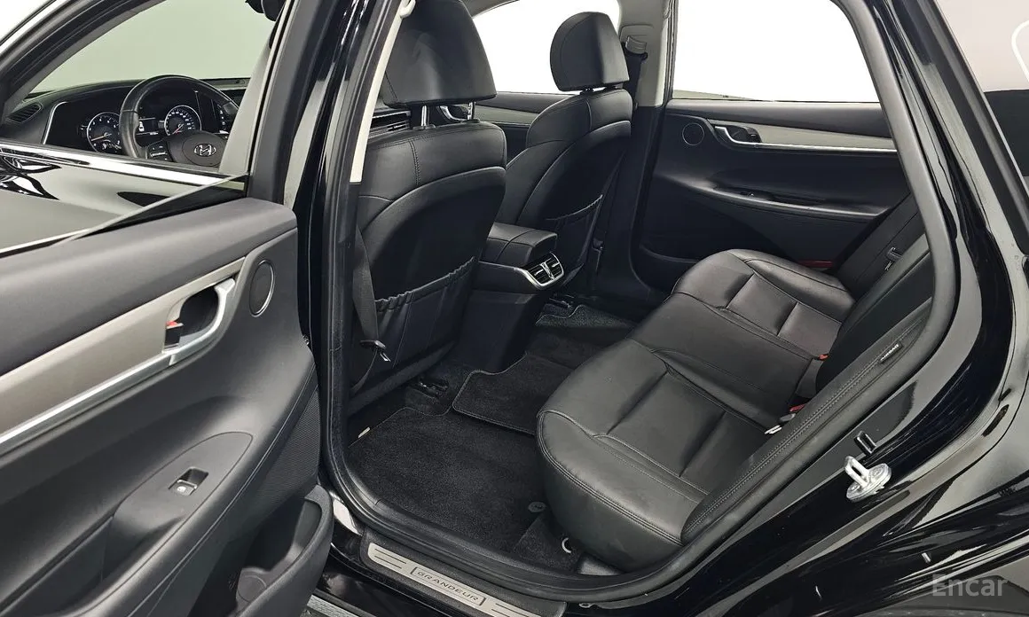 Фото 12 - Hyundai Grandeur