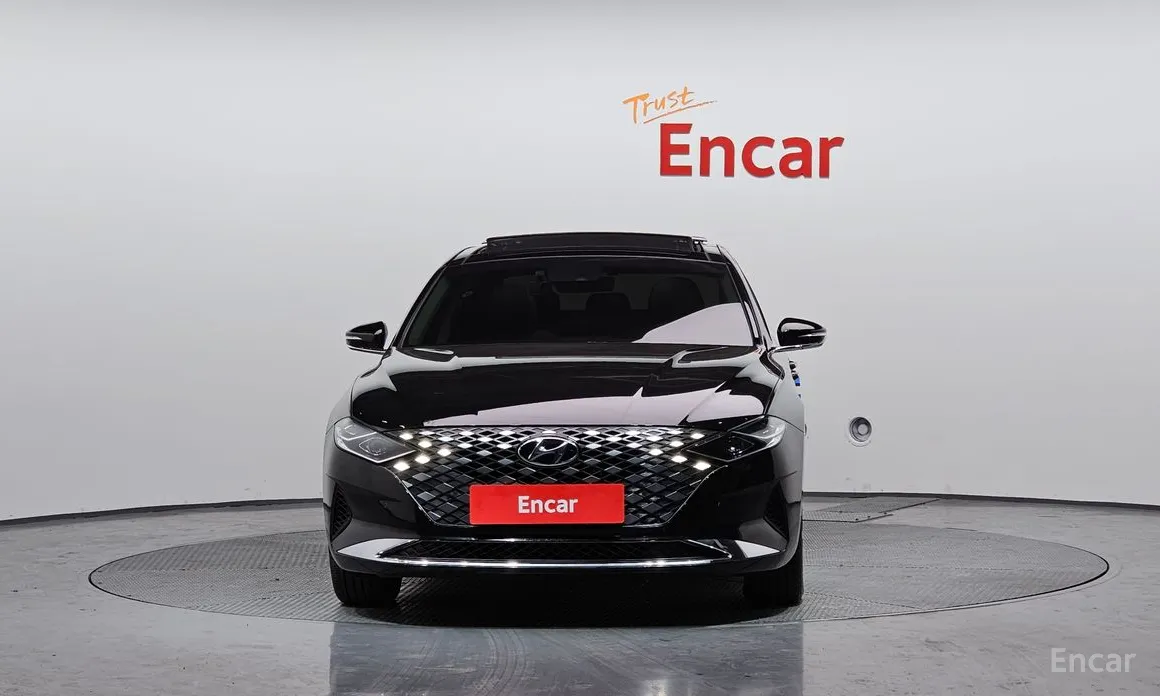 Фото 3 - Hyundai Grandeur