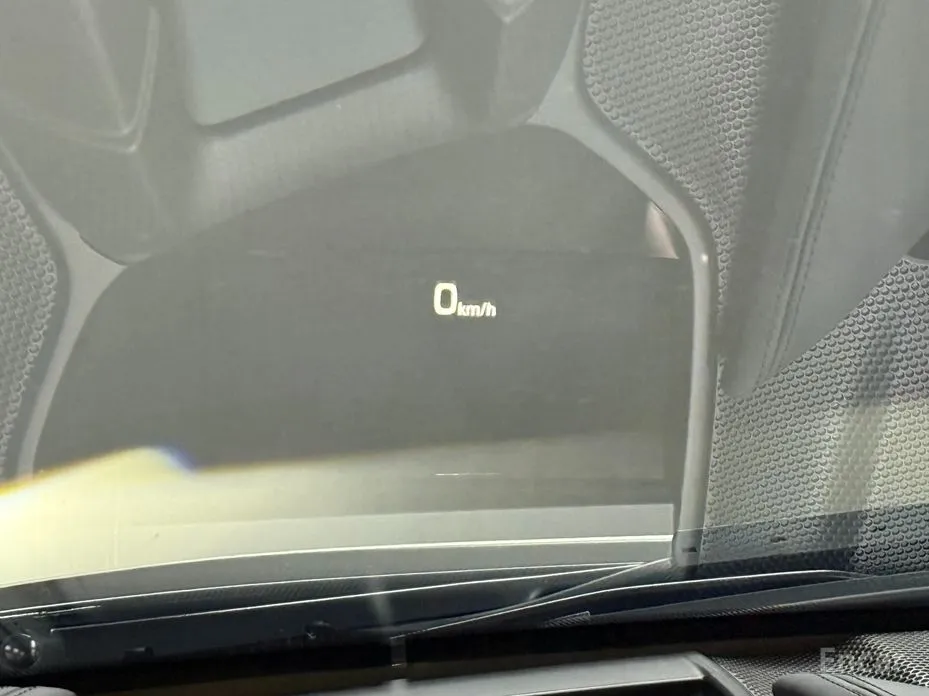 Фото 17 - Ferrari SF90