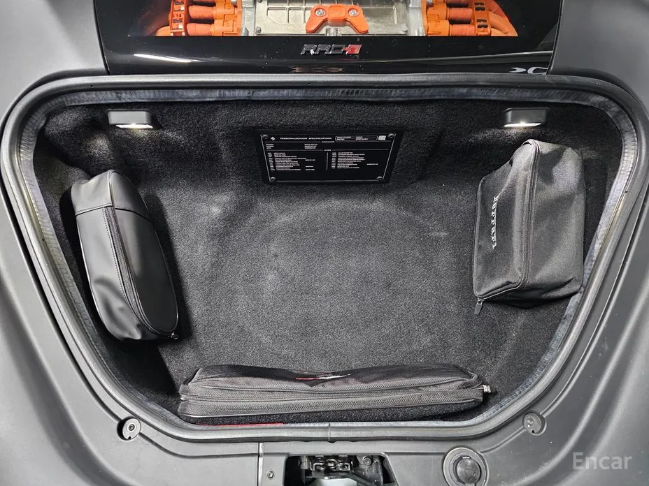 Фото 20 - Ferrari SF90