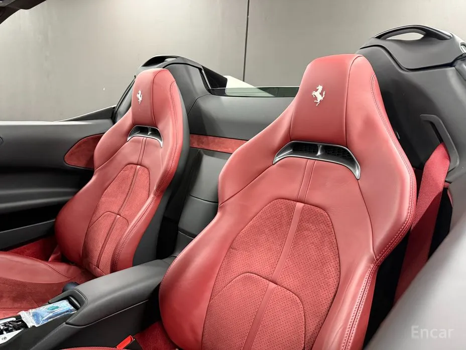 Фото 7 - Ferrari SF90