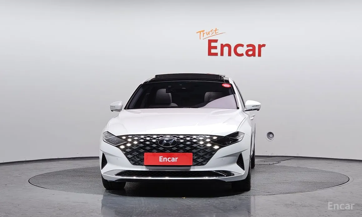 Фото 3 - Hyundai Grandeur