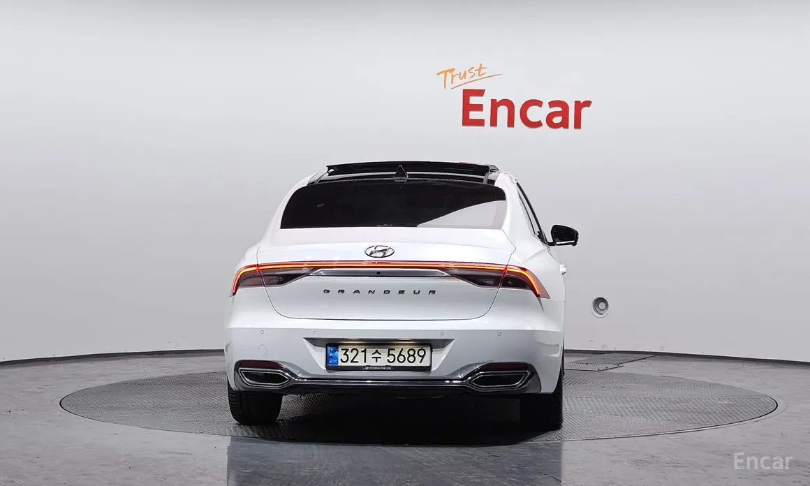 Фото 4 - Hyundai Grandeur