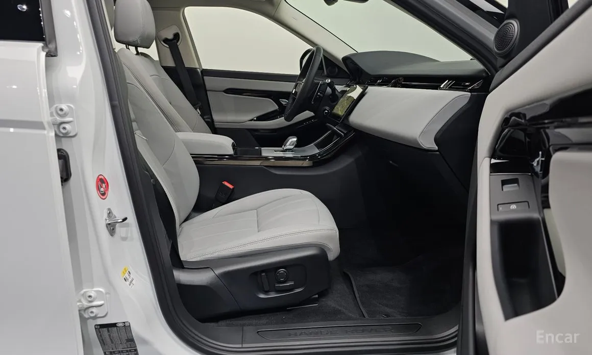 Photo 3 - Land Rover Range Rover Evoque