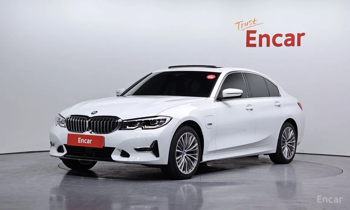 Фото 1 - BMW 3 Series