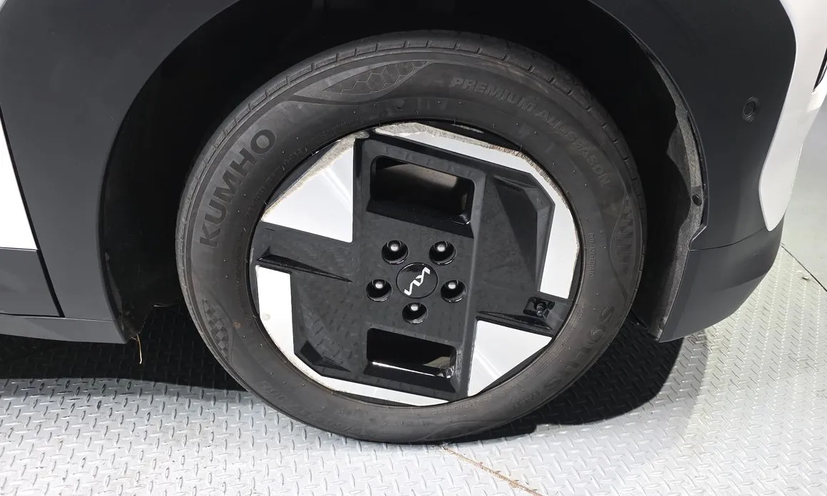 Фото 5 - Kia EV3