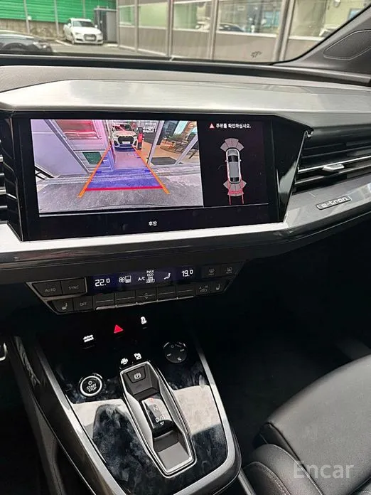 Фото 11 - Audi Q4 e-tron