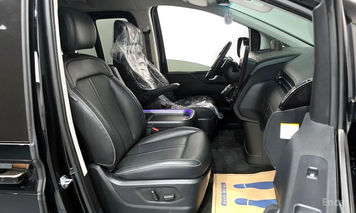 Фото 11 - Hyundai Staria