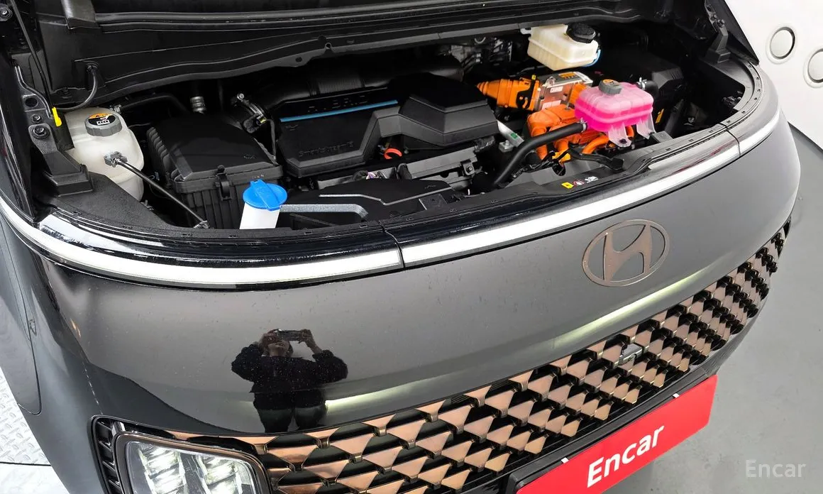 Фото 6 - Hyundai Staria