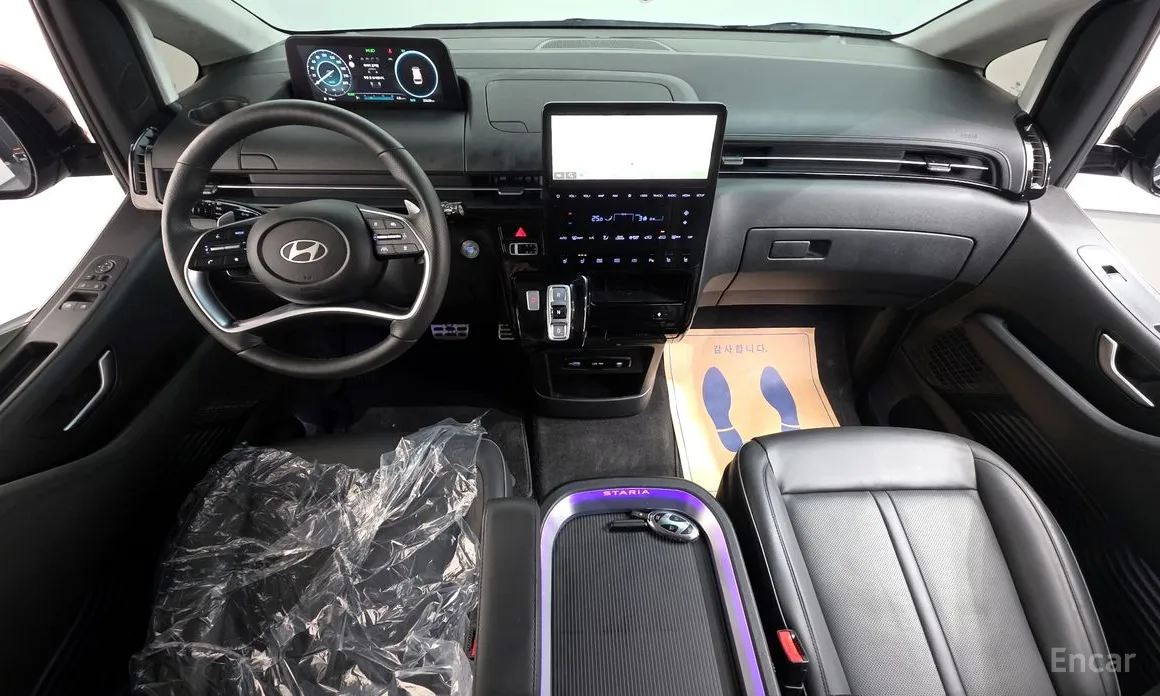 Фото 7 - Hyundai Staria