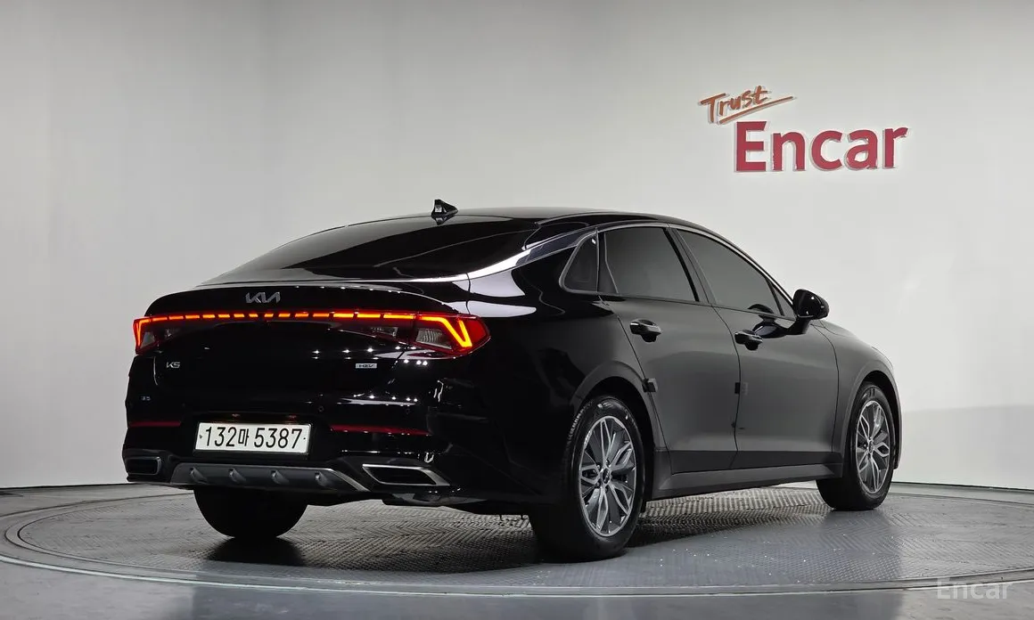 Фото 2 - Kia K5