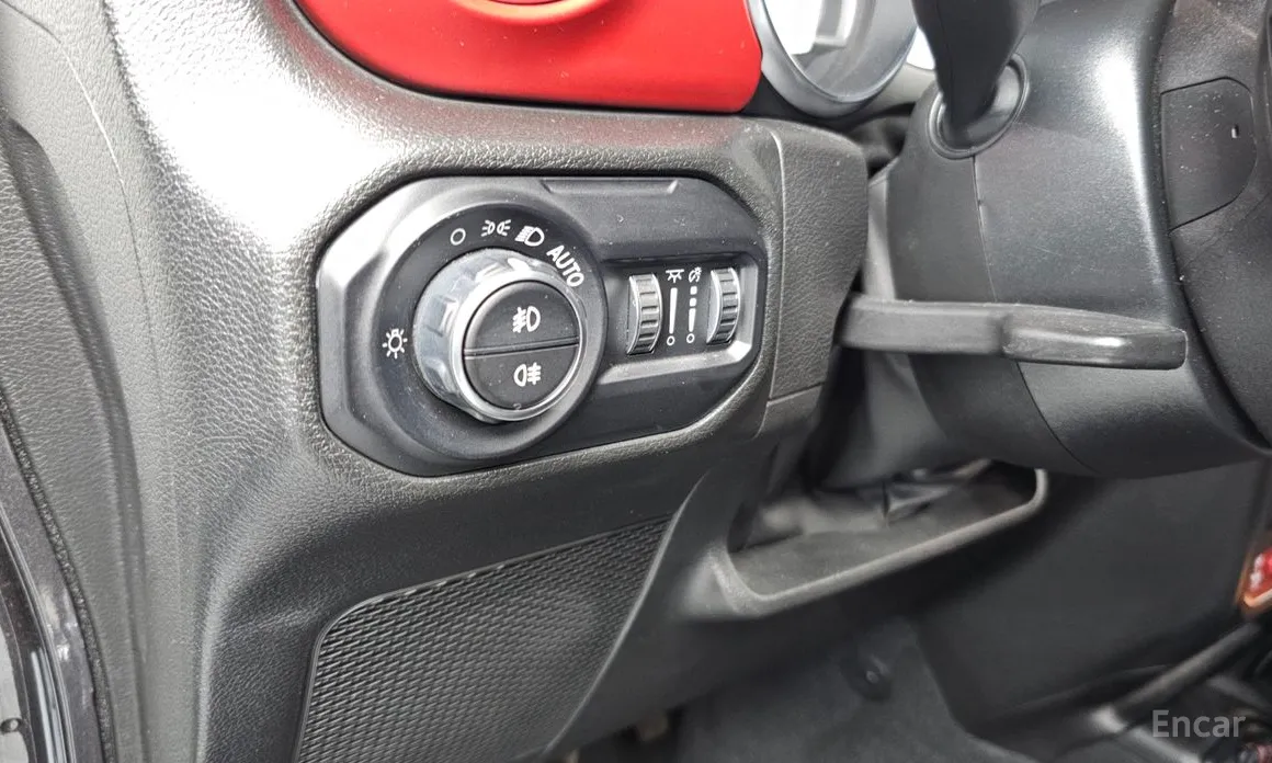 Фото 19 - Jeep Wrangler