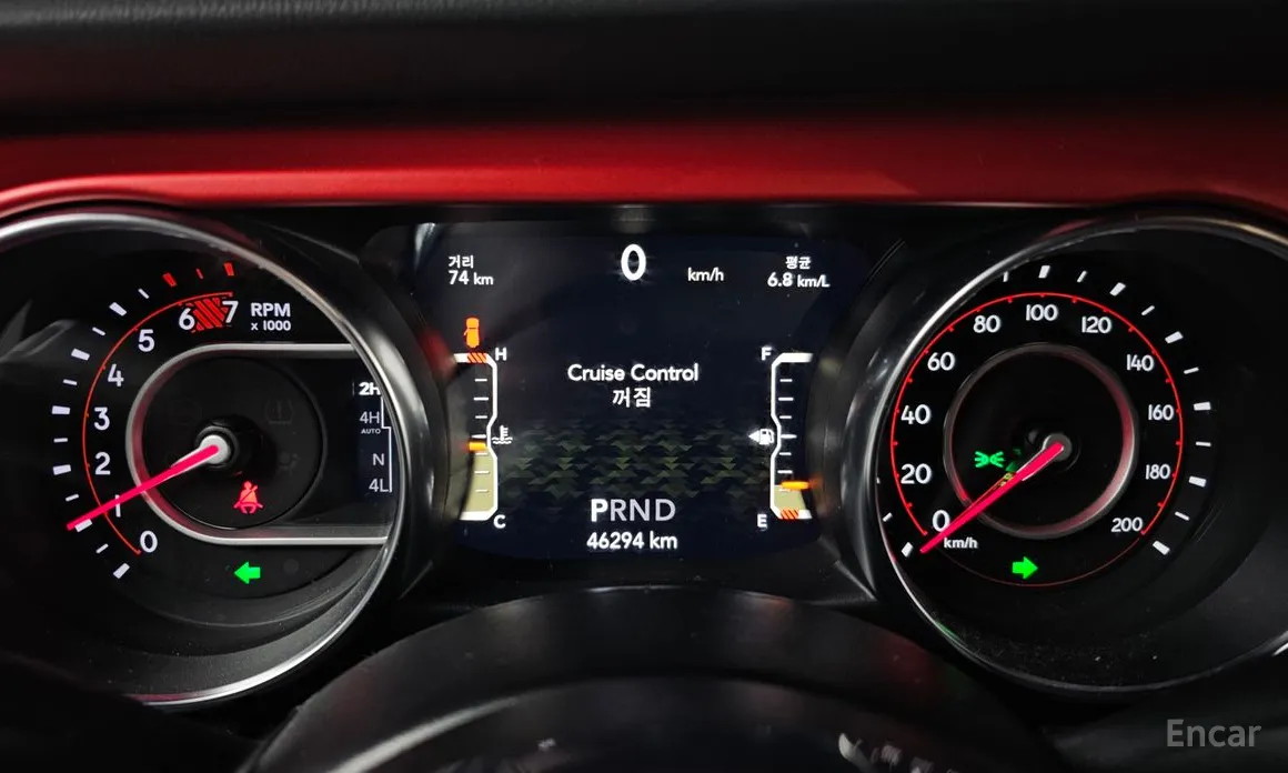 Фото 8 - Jeep Wrangler