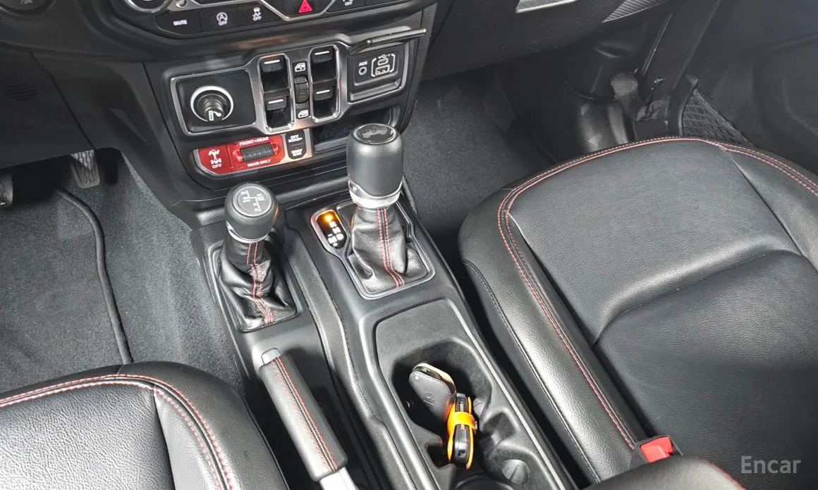 Фото 9 - Jeep Wrangler